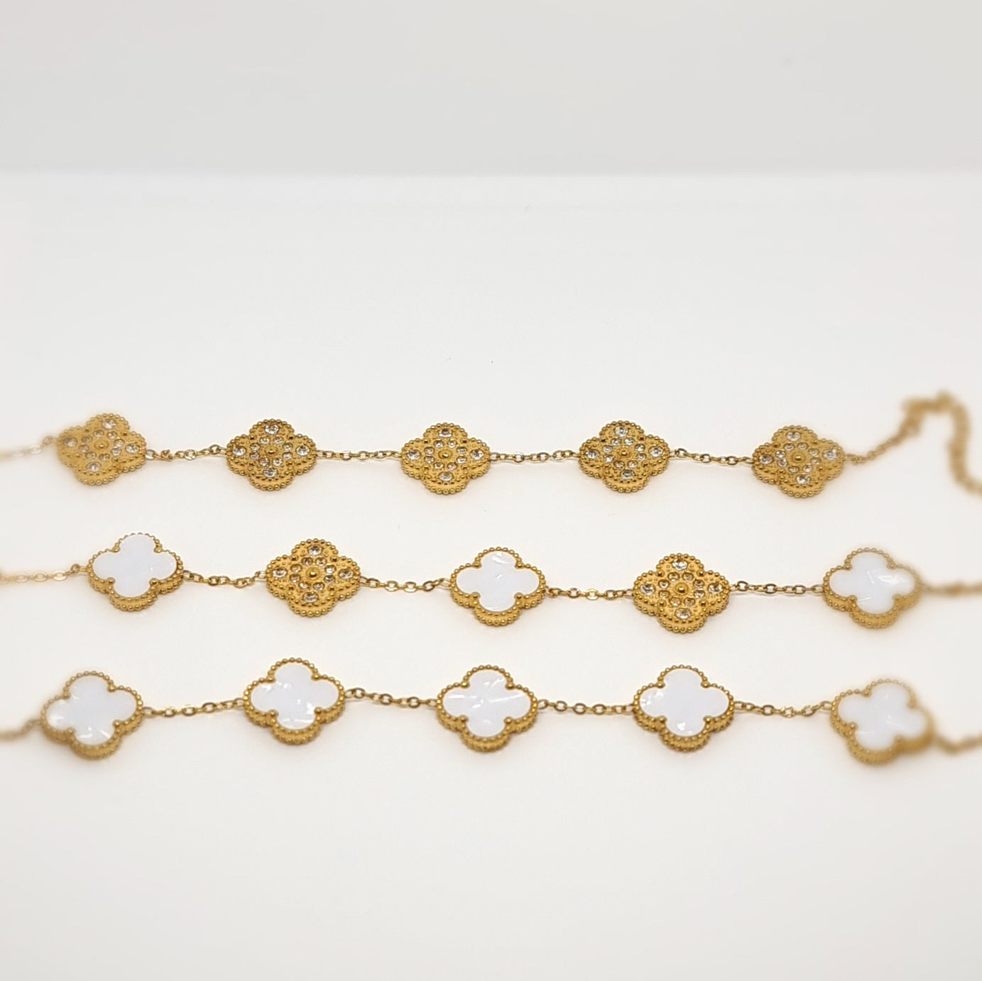 White Diamond Reversible Four-Leaf Clover Chain Bracelet