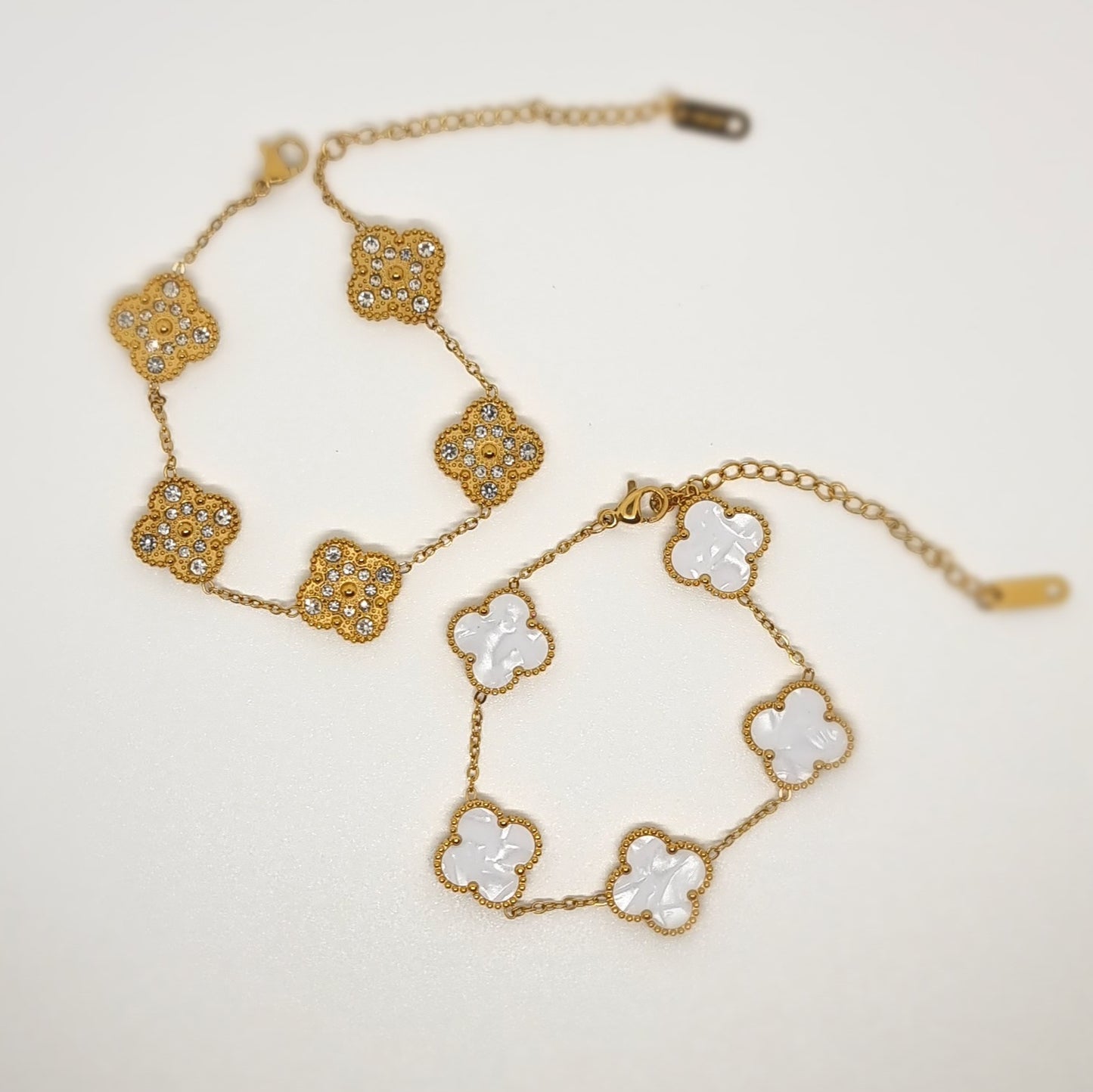 White Diamond Reversible Four-Leaf Clover Chain Bracelet