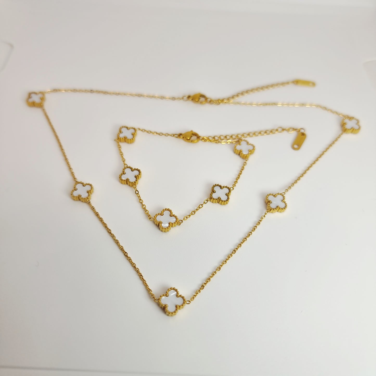 White Multi Four-Leaf Clover Chain Set
