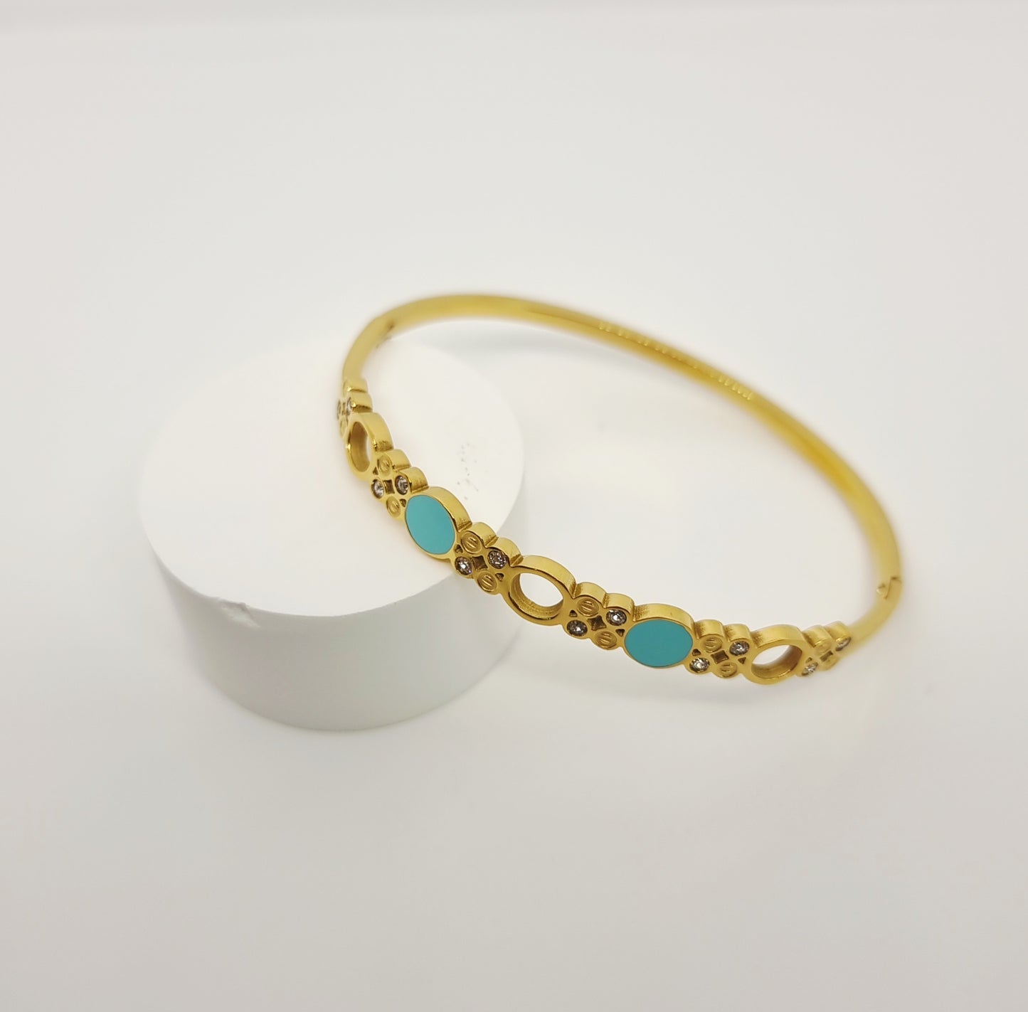 Sky Blue Circle Bangle