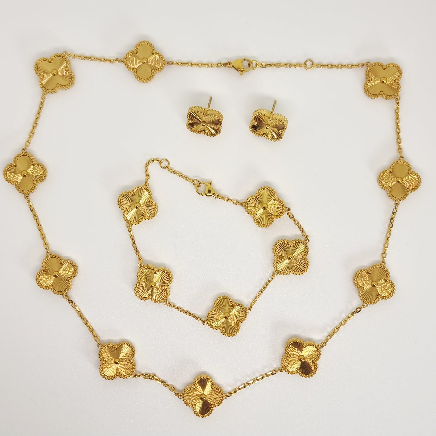 Gold Four-Leaf Clover Chain Set