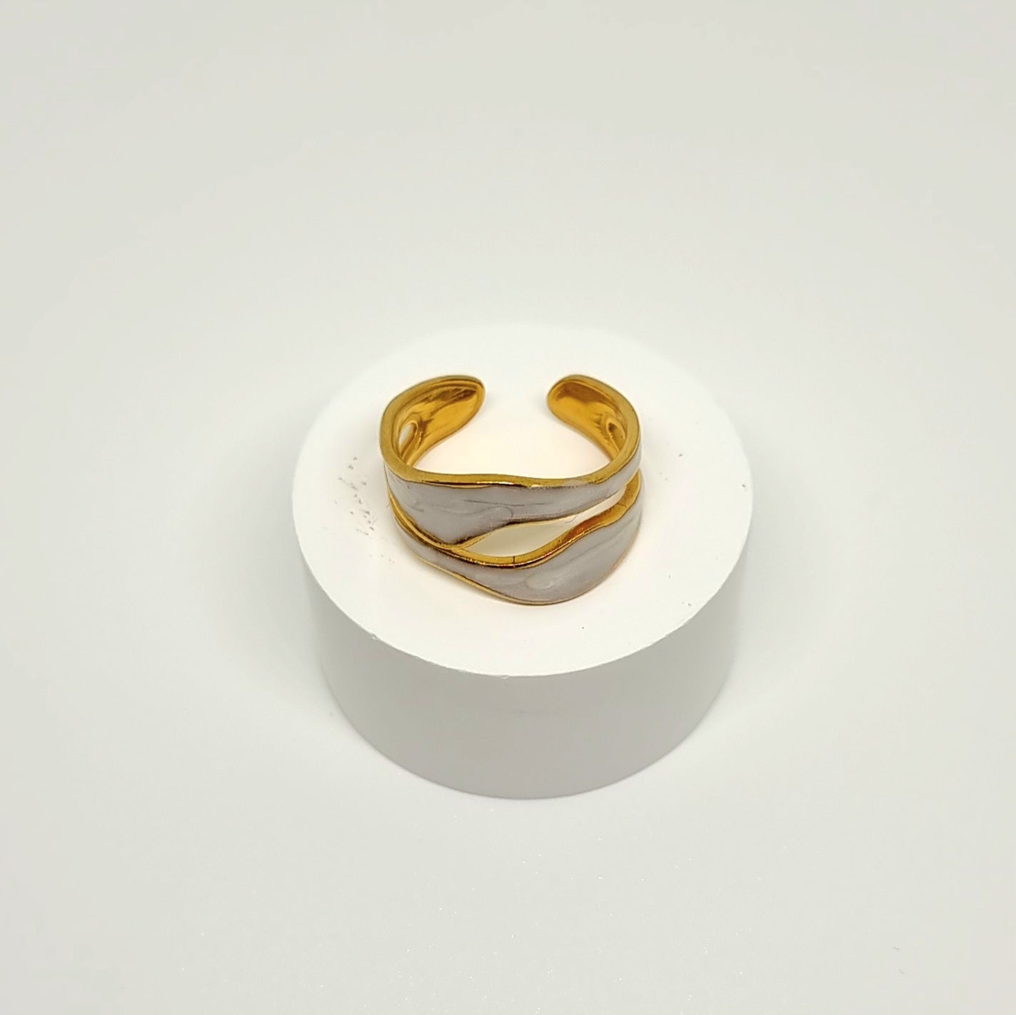 White Wave Adjustable Ring