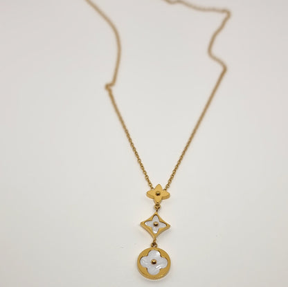 White Drop Link Pendant Necklace