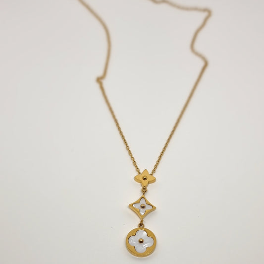 White Drop Link Pendant Necklace