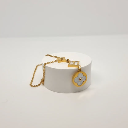 White Drop Link Pendant Necklace