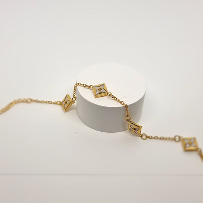 White Diamond Chain Link Bracelet