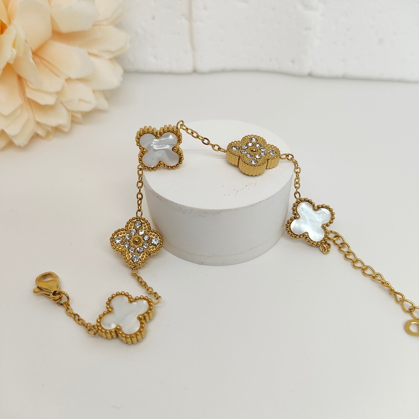 13mm White Diamond Four-Leaf Clover Chain Bracelet