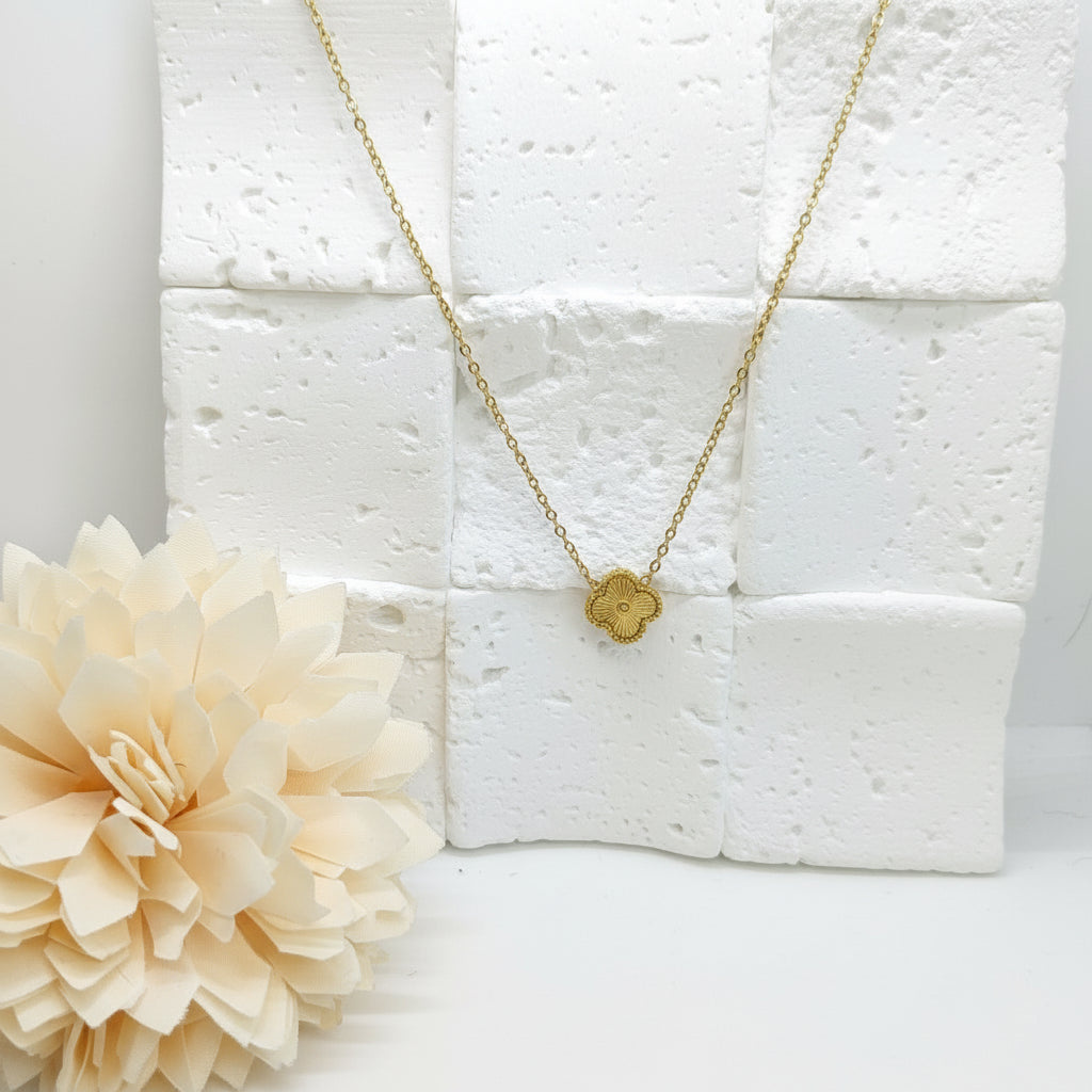 13mm Single Gold Four-Leaf Clover Necklace