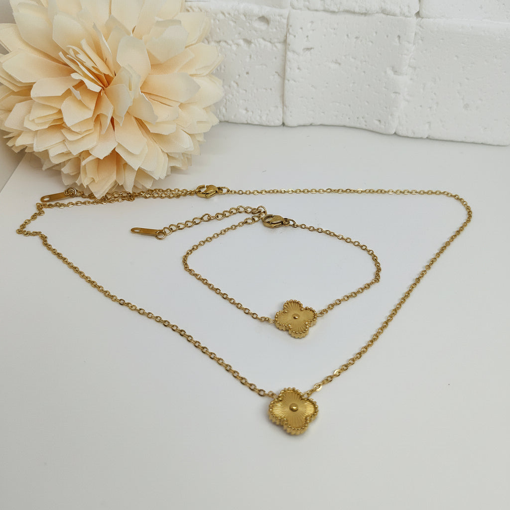 13mm Single Gold Four-Leaf Clover Set