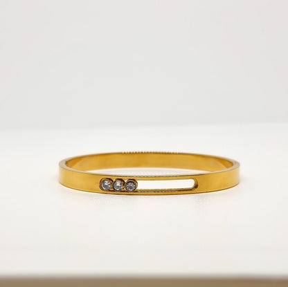 Three Diamond Clip Bangle