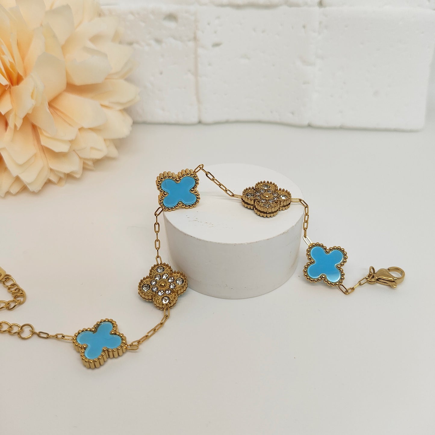 13mm Blue Diamond Four-Leaf Clover Chain Bracelet