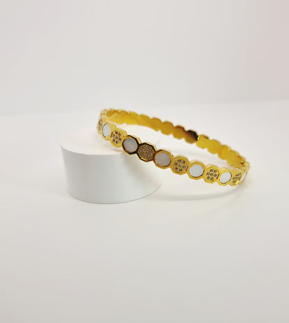White and Gold Circle Bangle